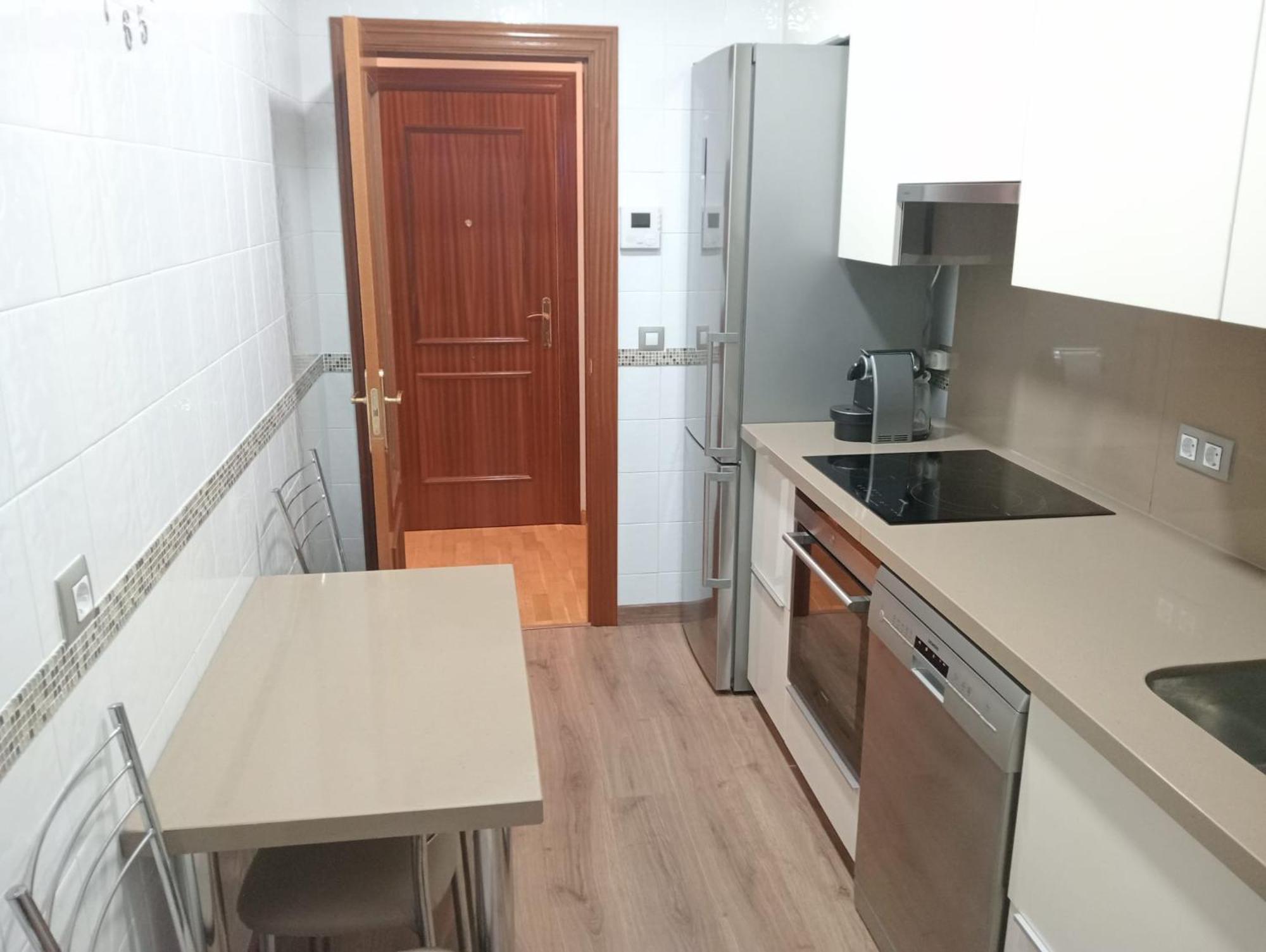 Avello Oviedo Con Parking Appartement Buitenkant foto